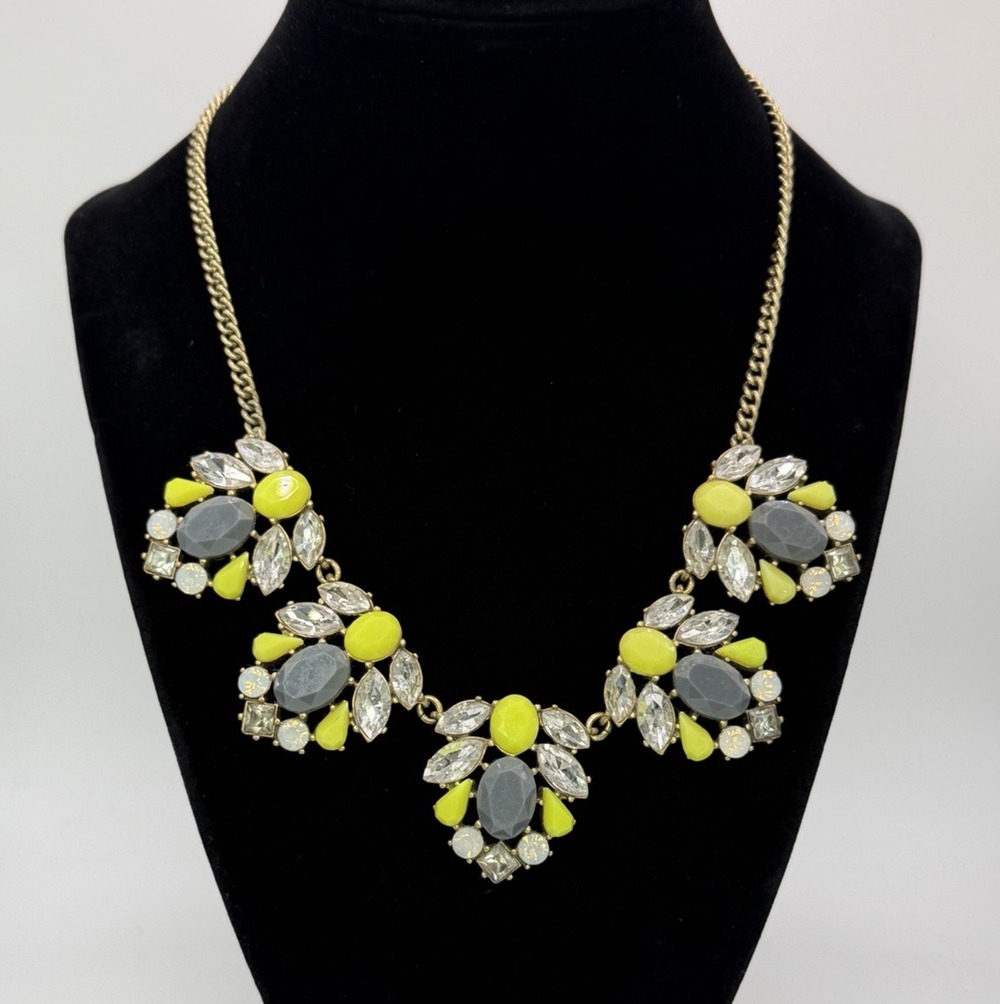J Crew Floral Statement Drop Necklace Faceted Acrylic Chartreuse & Gold Tone
